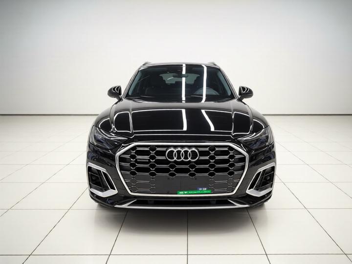 Q5L 2022 Facelift 45T Luxury Dynamic photo 2