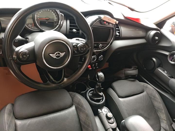 2016 1.5T COOPER photo 5