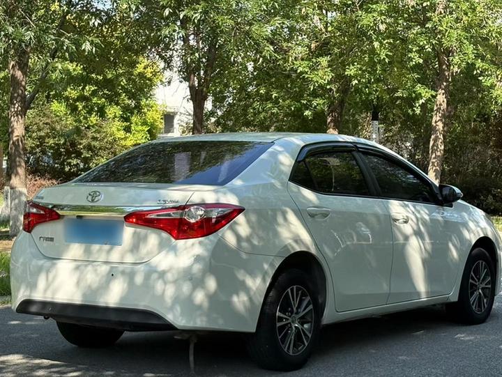 Levin 2014 1.6G MT Elite photo 5