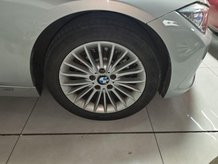 3 Series 2013 320Li Luxury Design Package photo 8