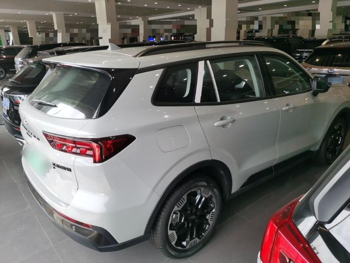 Equator Sport EV 2025 photo 4