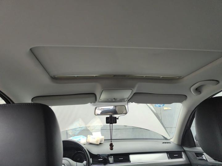 Bora 2014 1.6L MT Comfort photo 8