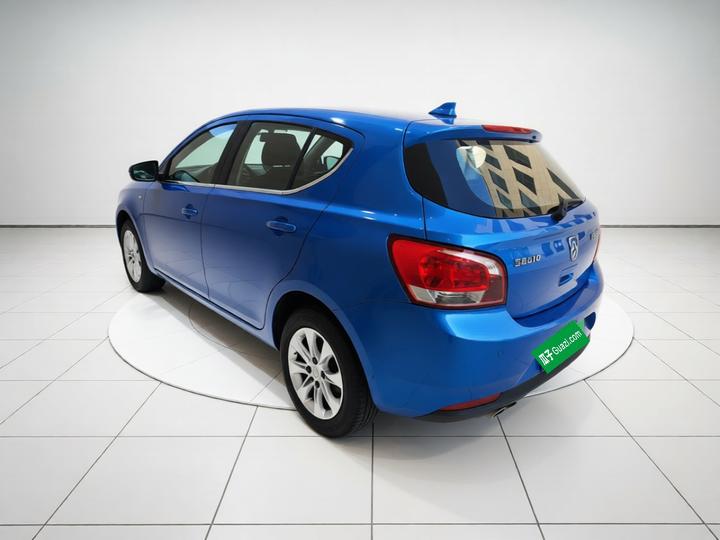 610 2014 1.5L MT Comfort photo 4