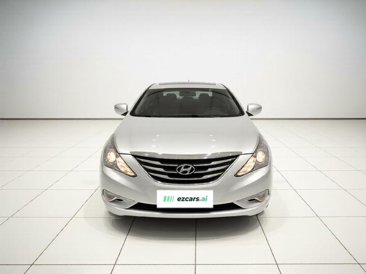 Sonata 2015 Classic 2.0L AT Luxury photo 2