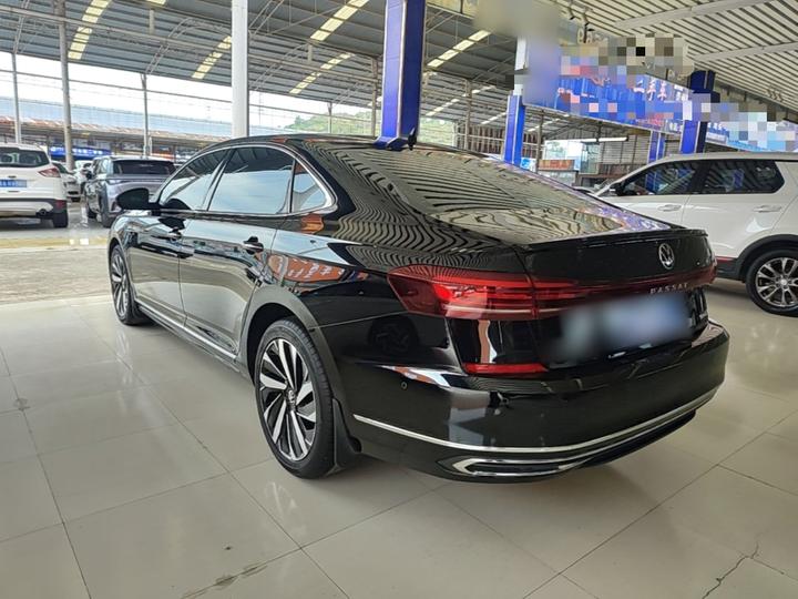 Passat 2023 330TSI Luxury photo 4