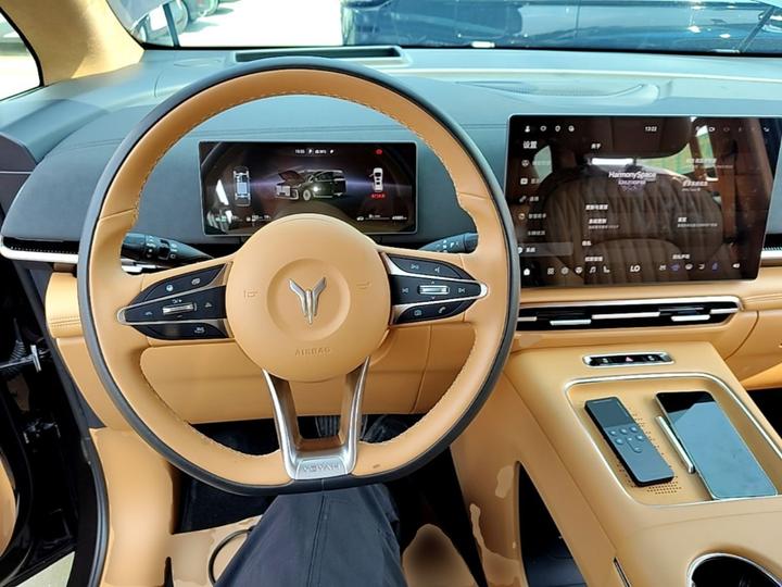 Voyah Dreamer 2025 PHEV AWD Flagship Qiankun photo 6