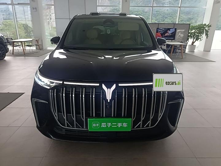 Voyah Dreamer 2024 PHEV Extended Range Flagship photo 2