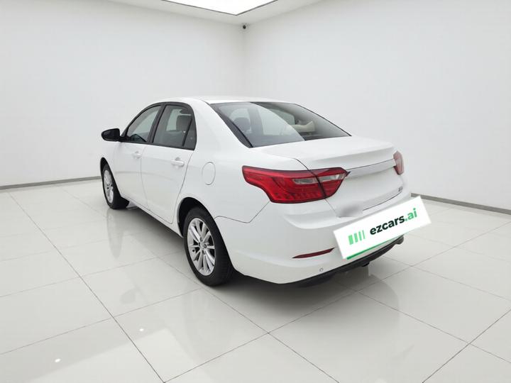 Vision 2020 1.5L MT photo 4