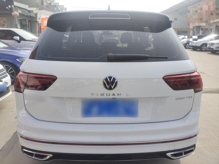 Tiguan L 2022 330TSI AT RWD R-Line photo 3