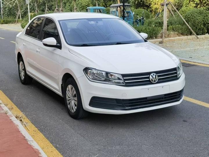 Santana 2016 1.6L AT photo 3