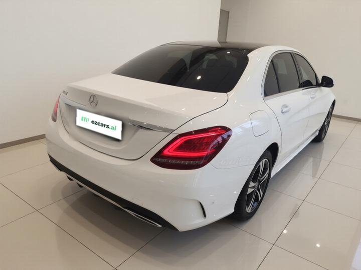 C-Class 2019 C 260 L Sport photo 4
