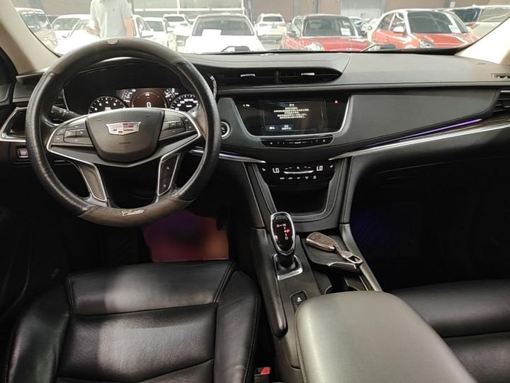 XT5 2018 25T Luxury photo 5
