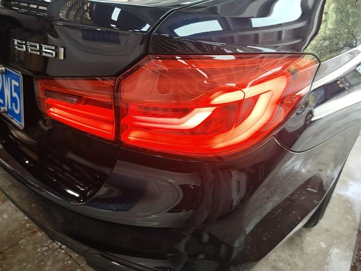 5 Series Imported 2018 525i M Sport Package photo 7