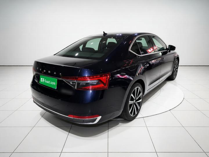 Superb 2024 TSI280 DSG Exclusive photo 4