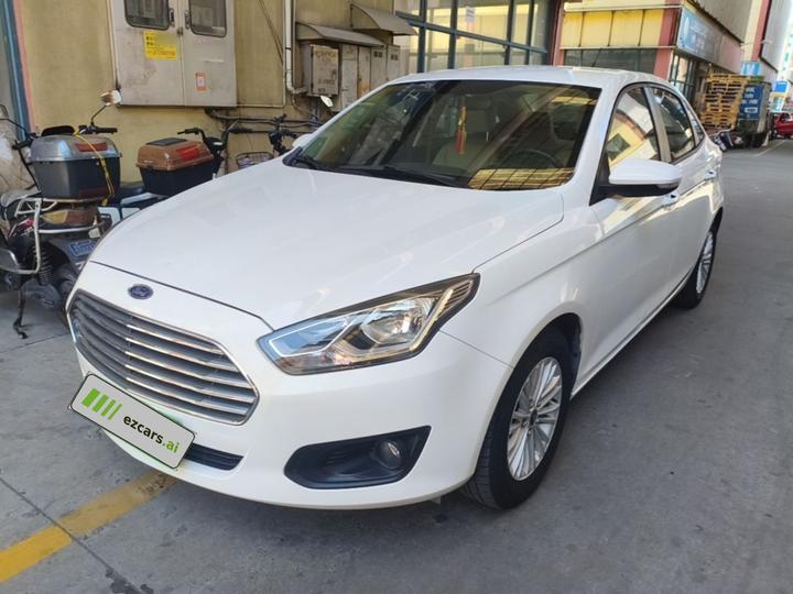 Escort 2017 1.5L AT Comfort