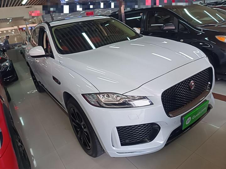 F-PACE 2020 2.0T photo 3