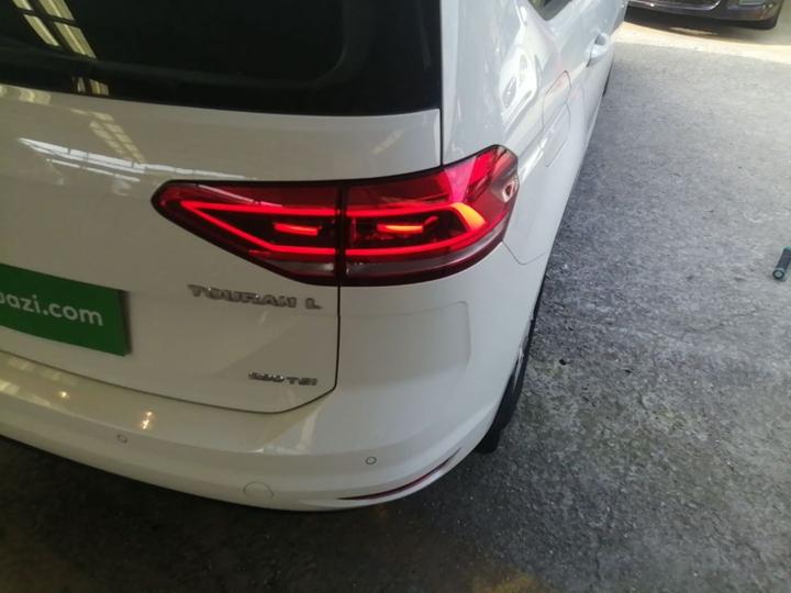 2018 L 280TSI DSG Comfort 7-Seater China V photo 7