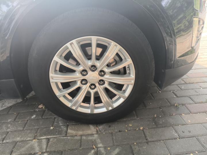 XT5 2018 28T AWD Luxury photo 8