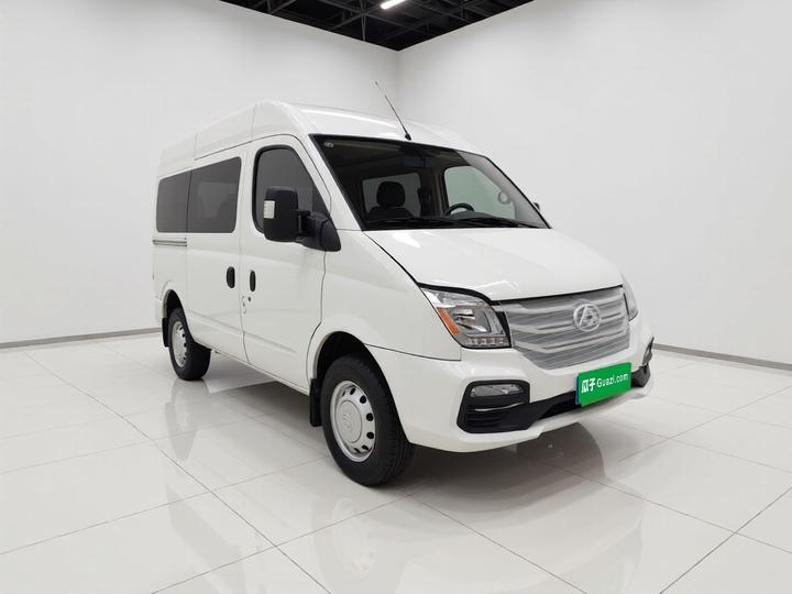 MAXUS V80 2025 Value 2.0T MT Short Wheelbase 127Ps 5/6-Seater photo 3