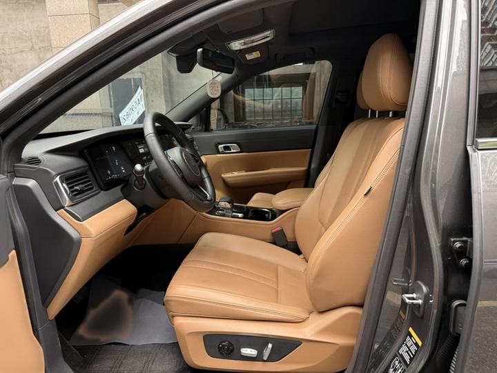 Li Auto ONE 2020 EREV 6-Seater photo 7