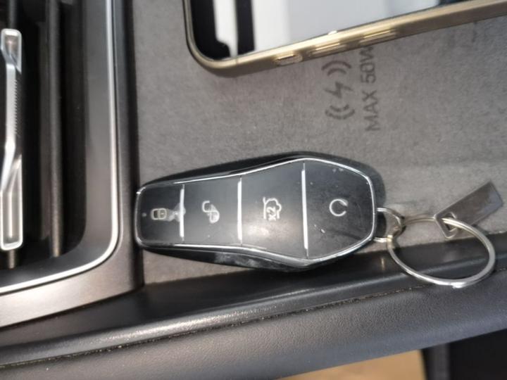 Qin L 2025 EV 545KM Excellence photo 8