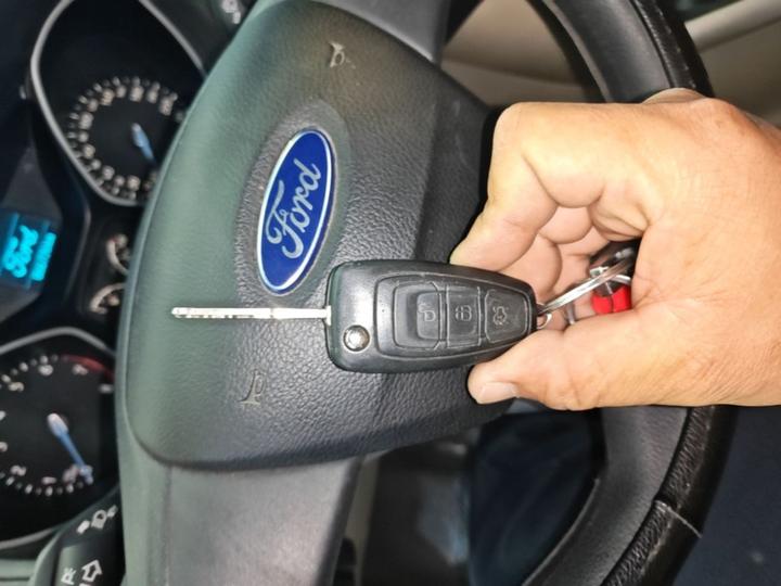 Focus 2017 Sedan 1.6L MT Comfort photo 8