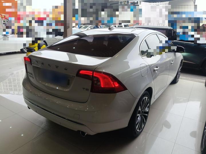 S60 2019 S60L T5 photo 6