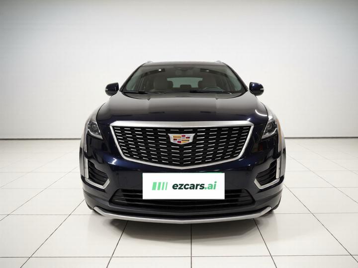 XT5 2020 Facelift 28T Luxury photo 2