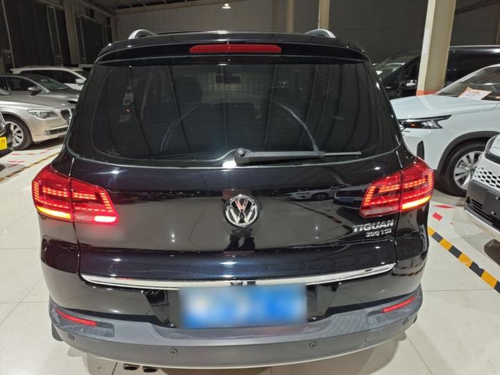 Tiguan 2016 300TSI AT AWD Luxury photo 3