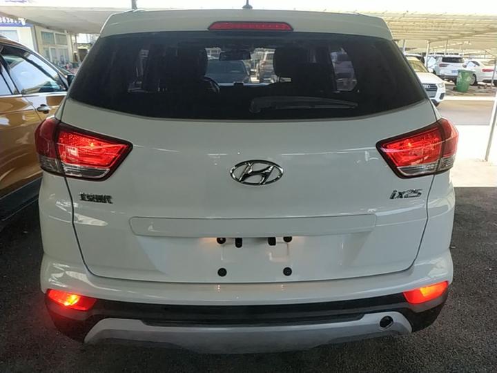 ix25 2017 1.6L AT Smart photo 5
