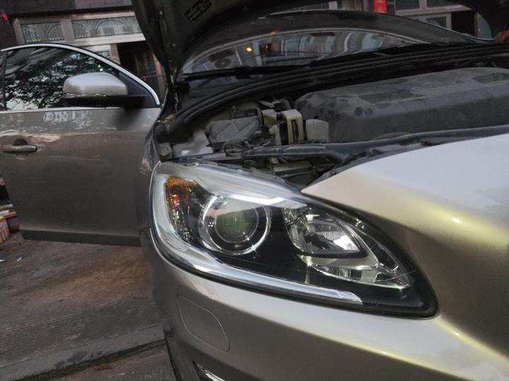 S60 2016 S60L T5 photo 7