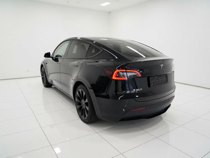 Model Y 2022 Facelift RWD photo 4