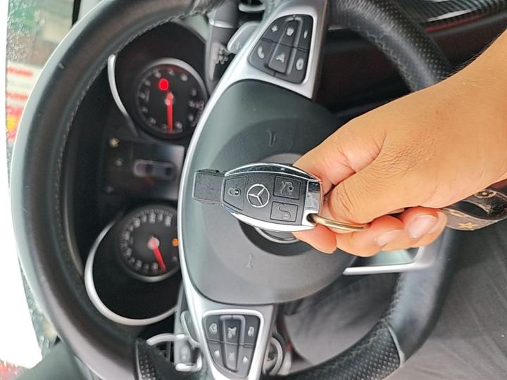 C-Class 2018 C 200 Sport photo 8