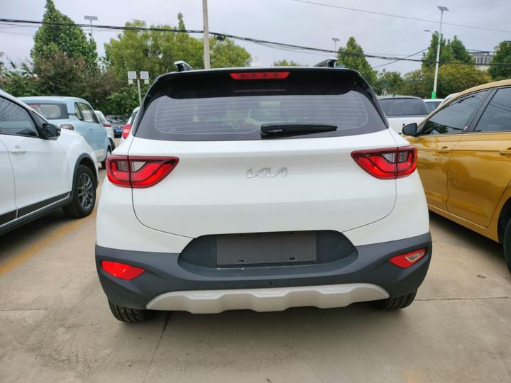 Stonic 2021 1.4L CVT photo 3