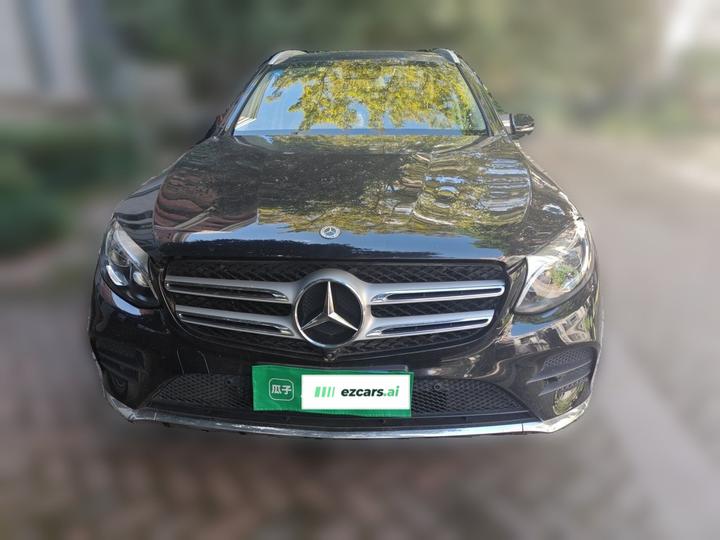 GLC 2017 GLC 300 4MATIC Dynamic photo 2