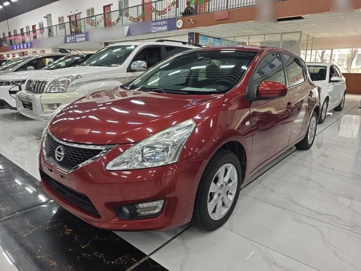 Tiida 2011 1.6L CVT Comfort
