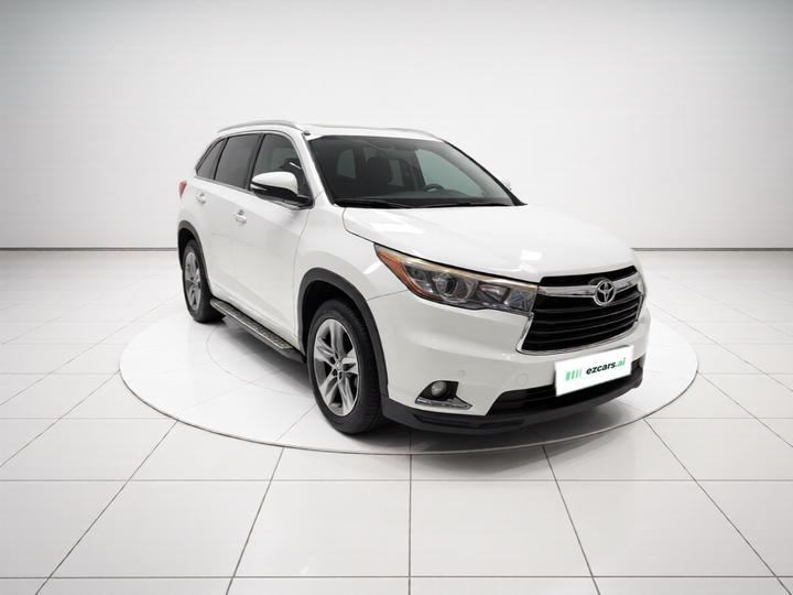 Highlander 2017 2.0T AWD Luxury 7-Seater photo 3