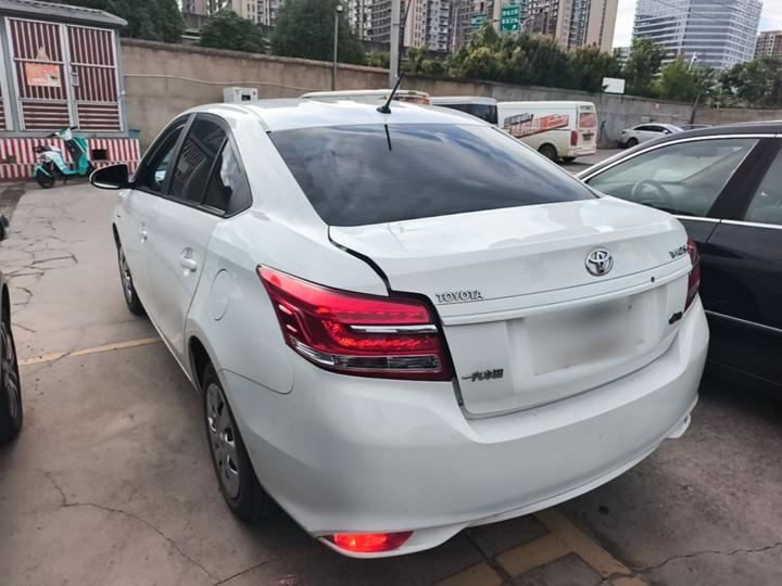 Vios 2017 1.5L CVT photo 4