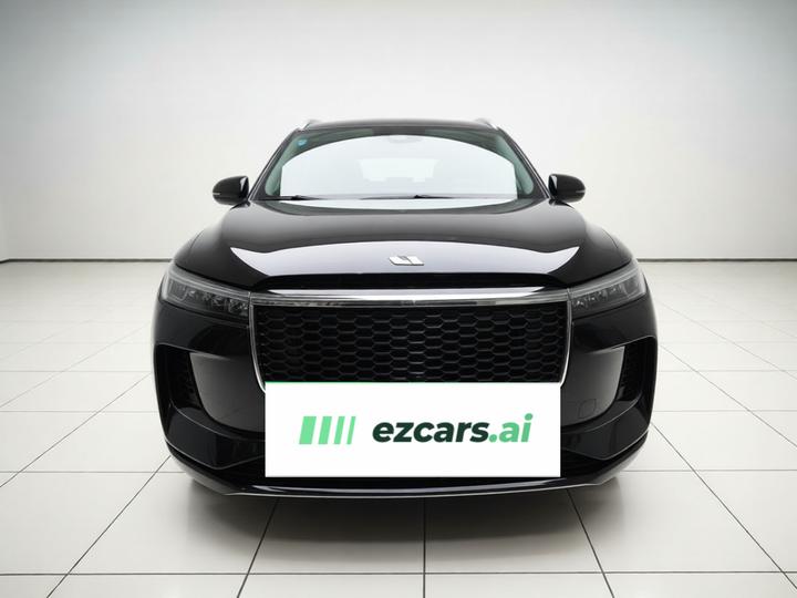 Li Auto ONE 2021 EREV 6-Seater photo 2