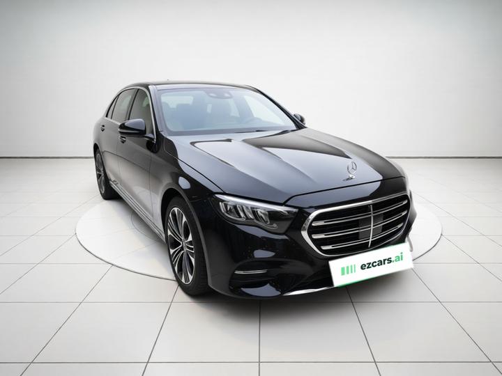E-Class 2025 E 300 L Luxury photo 3