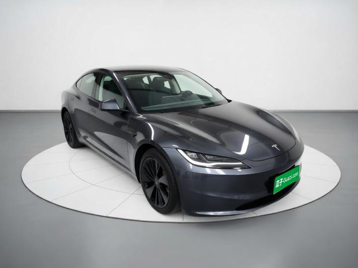 Model 3 2023 RWD photo 3