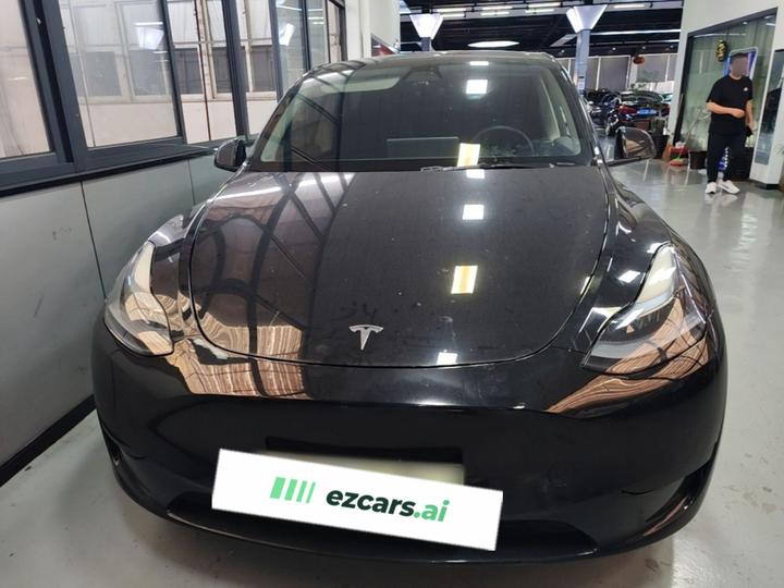 Model Y 2022 Facelift RWD photo 2
