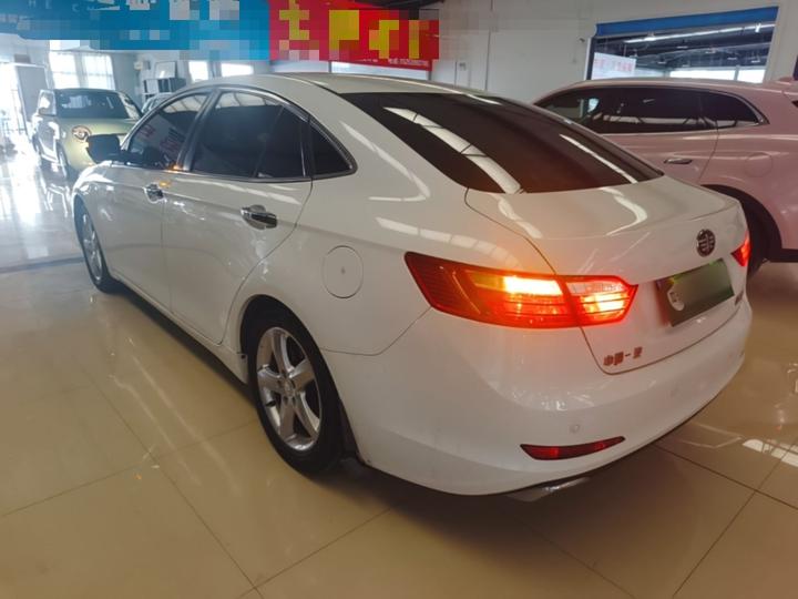 Bestune B70 2014 2.0L MT Luxury photo 4