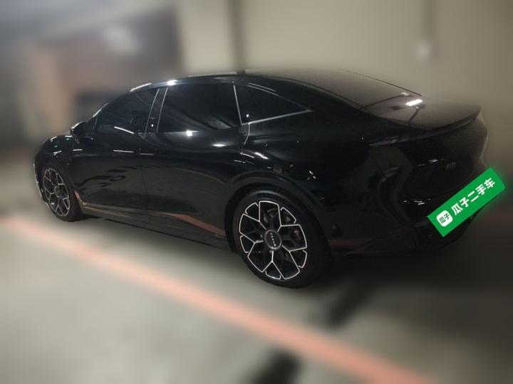 007 2024 RWD ADAS 75kWh photo 4