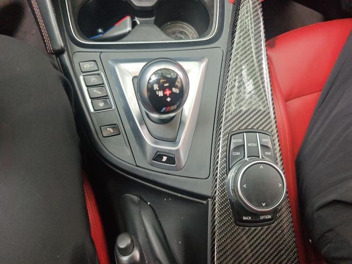 M4 2017 M4 2-Door Coupe photo 6