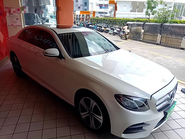 E-Class 2017 E 200 L Sport 4MATIC photo 3