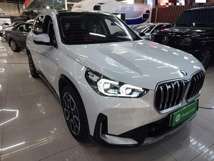 iX1 2023 xDrive30L X Design Package photo 3