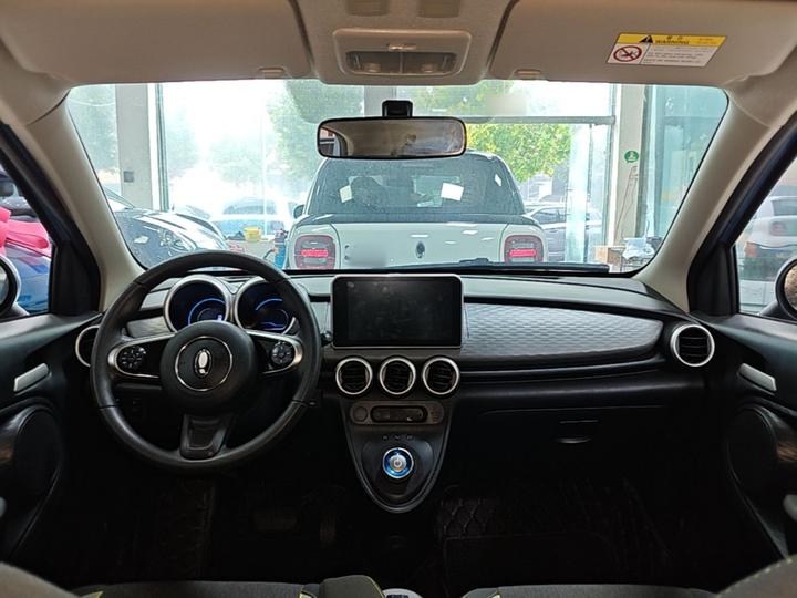 2022 351km Standard NCM photo 5