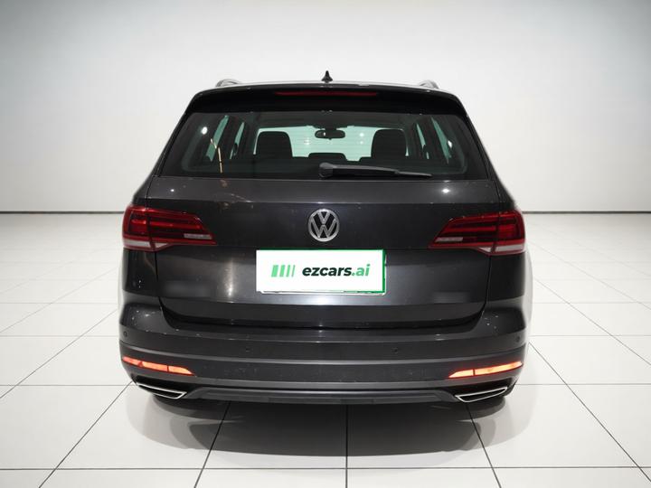 Tharu 2020 280TSI RWD Luxury PLUS China VI photo 3