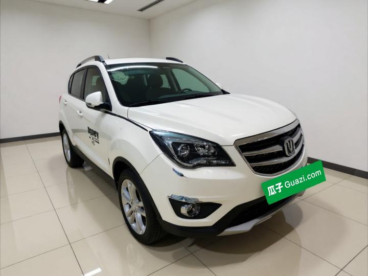 CS35 2017 1.6L AT Luxury photo 3